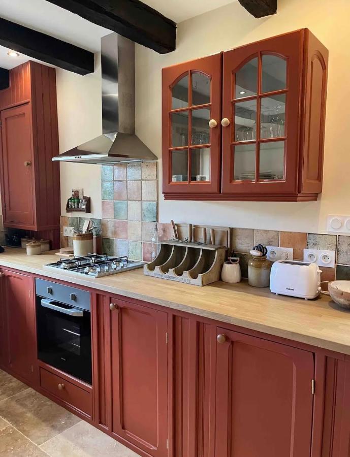 Joli Gite Pour 5 Personnes : Chez Cherrie Saint-Julien-de-Lampon Exteriör bild